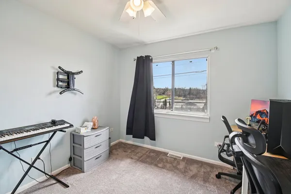 $270,000 | 8338 Portsmouth Drive, Unit B, Darien, IL 60561