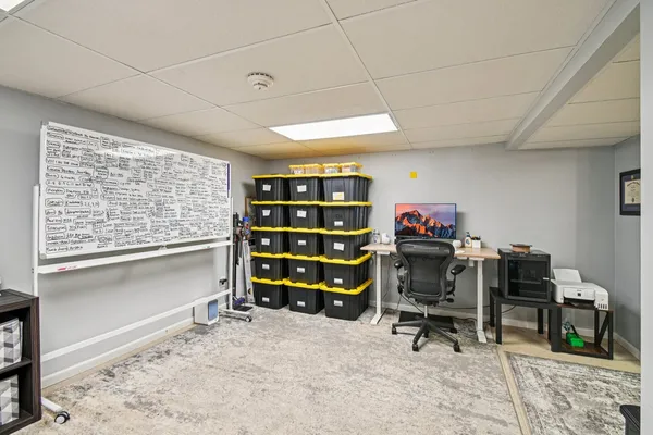 $270,000 | 8338 Portsmouth Drive, Unit B, Darien, IL 60561