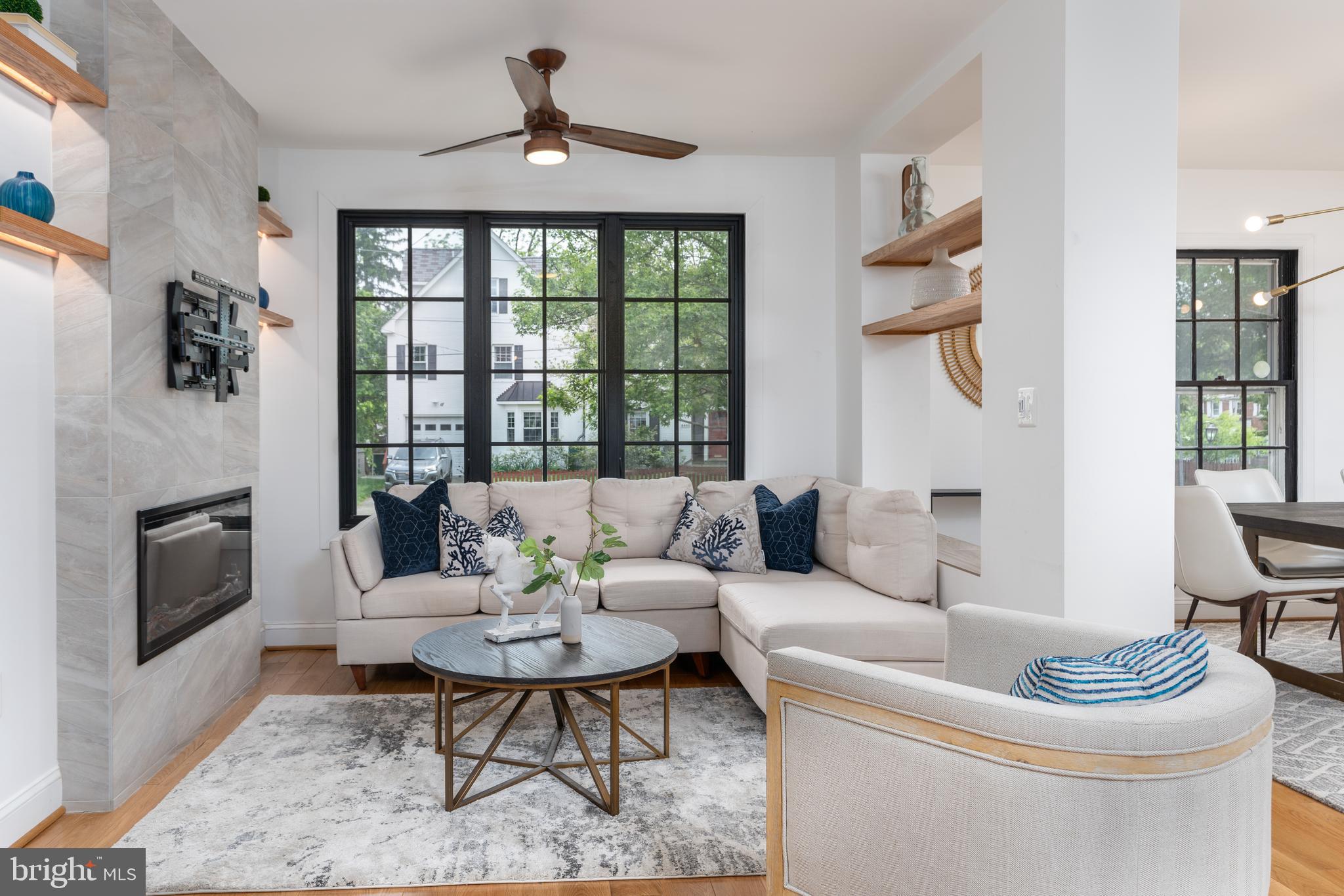 4447 Ellicott Street Northwest Washington, DC 20016 - Photo 11 of 61