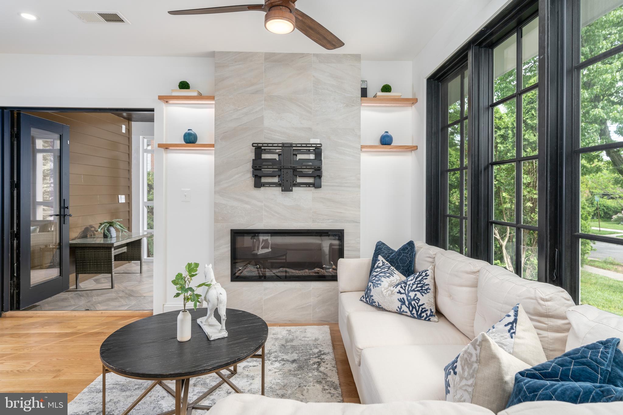 4447 Ellicott Street Northwest Washington, DC 20016 - Photo 12 of 61