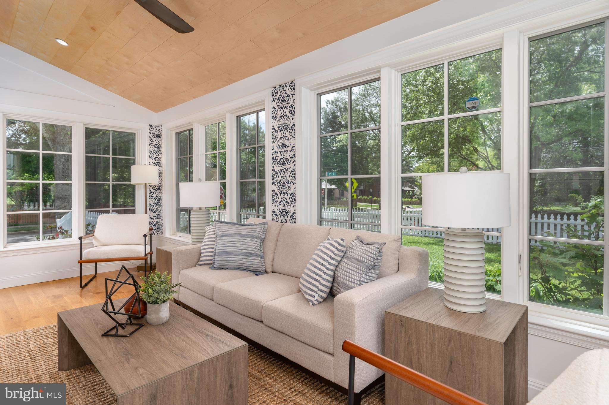 4447 Ellicott Street Northwest Washington, DC 20016 - Photo 23 of 61