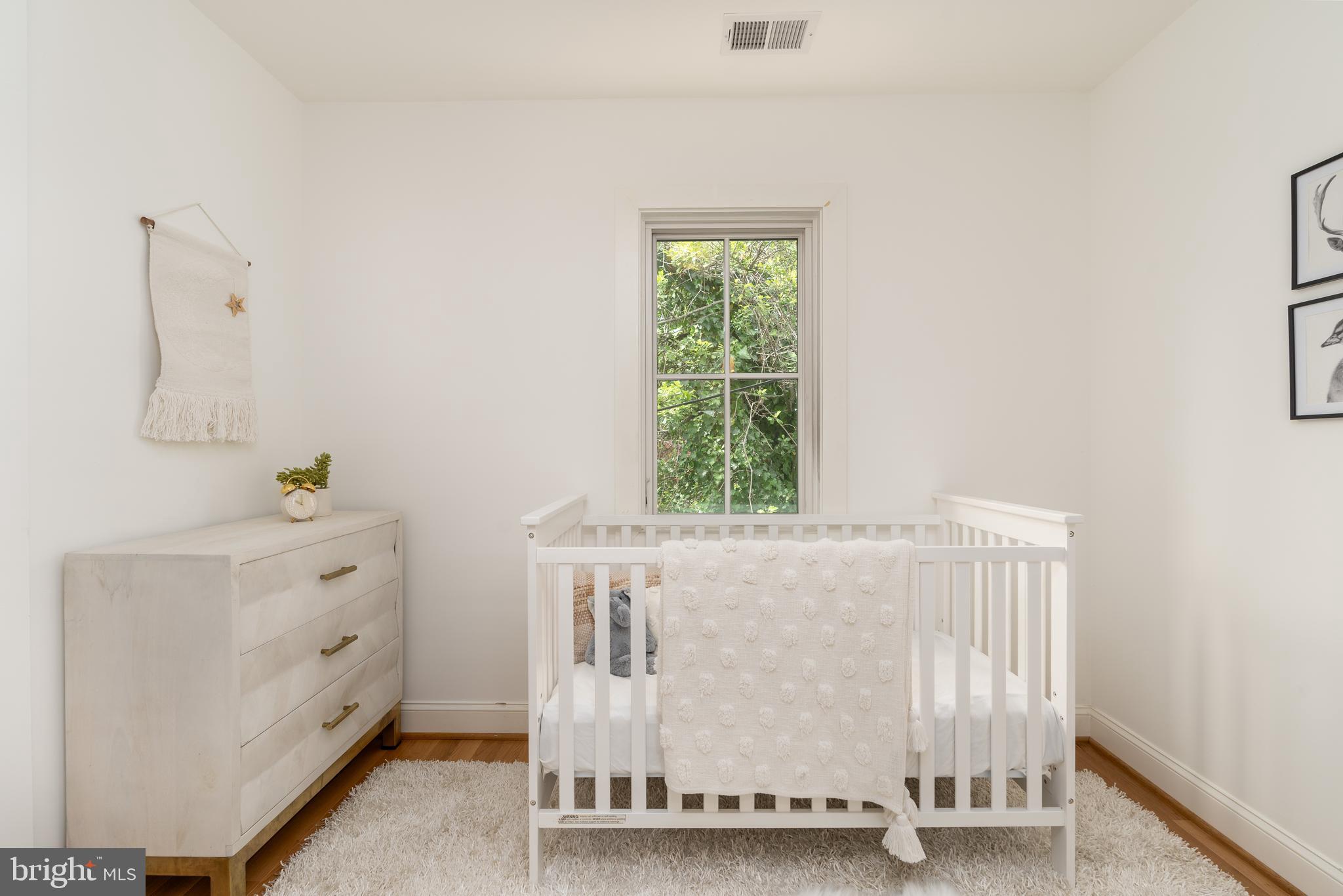 4447 Ellicott Street Northwest Washington, DC 20016 - Photo 33 of 61