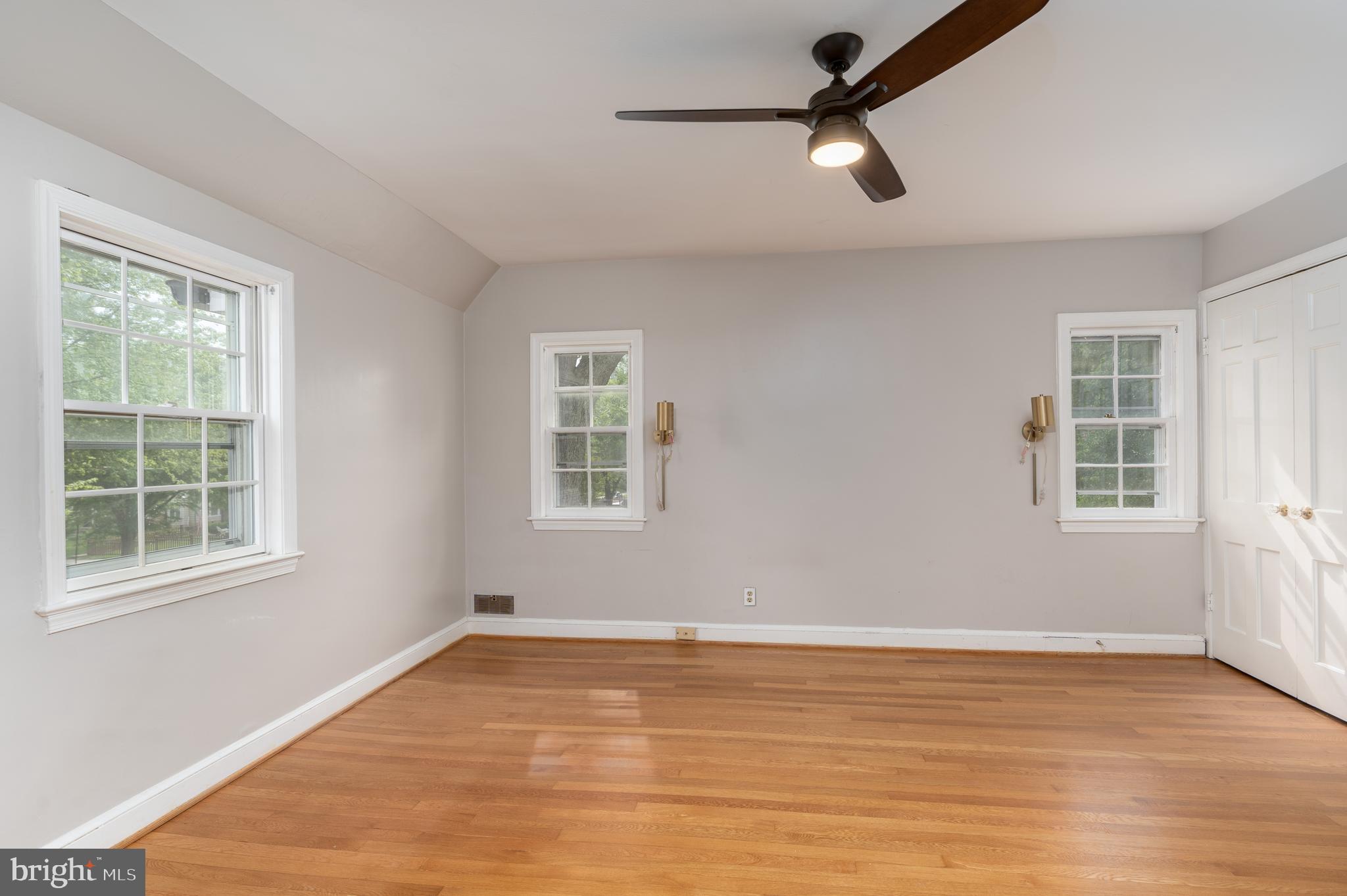 4447 Ellicott Street Northwest Washington, DC 20016 - Photo 37 of 61