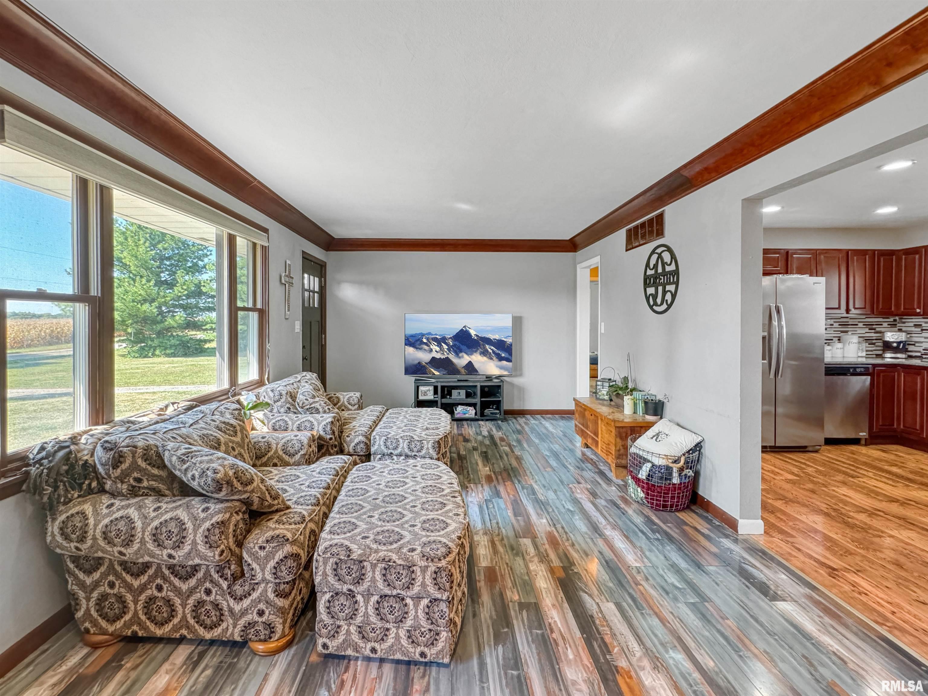 6825 West Challacombe Road Edwards, IL 61528 - Photo 3 of 34