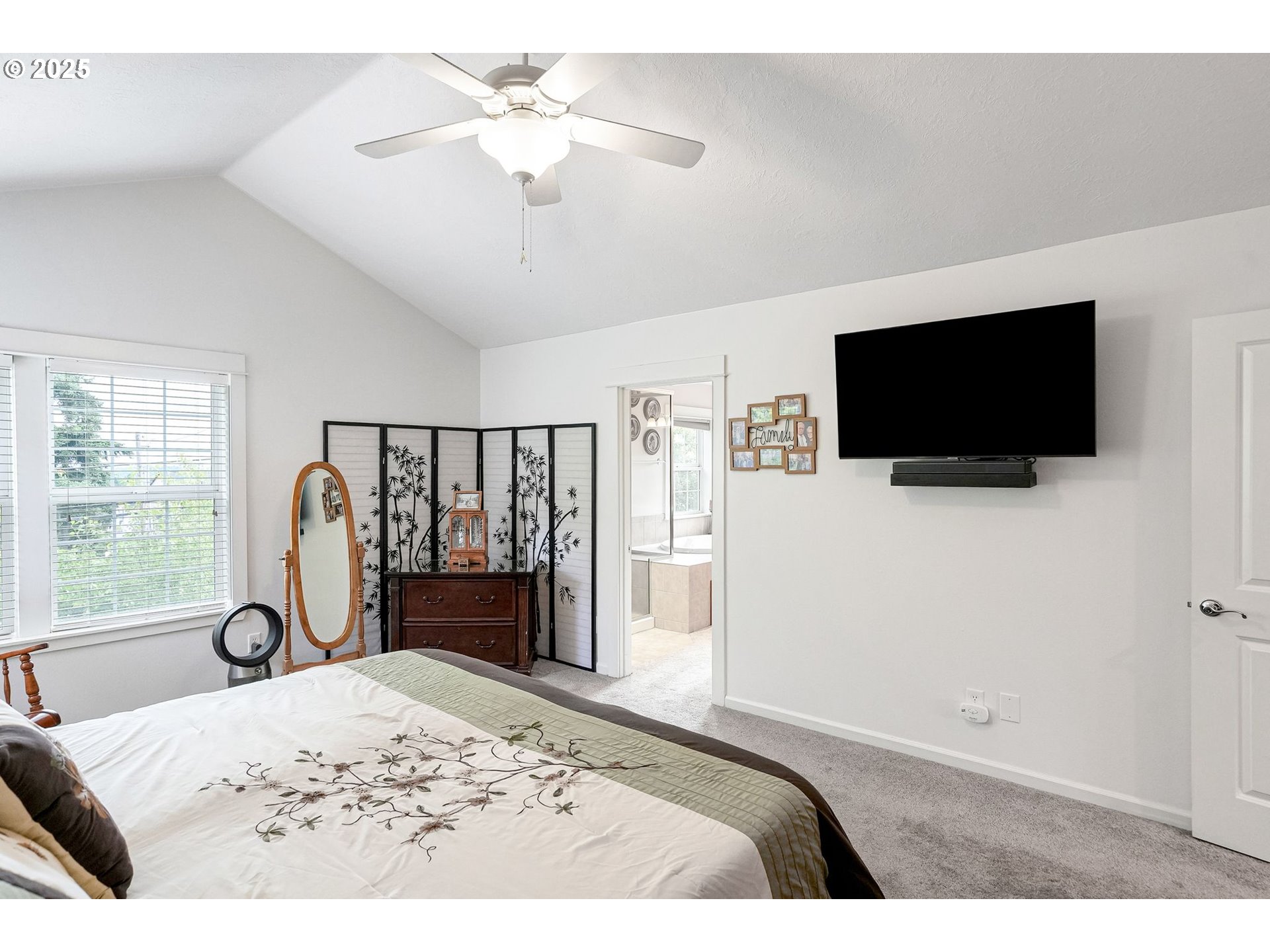 1401 Ranier Loop Northwest Salem, OR 97304 - Photo 29 of 42 Gallery Image 29