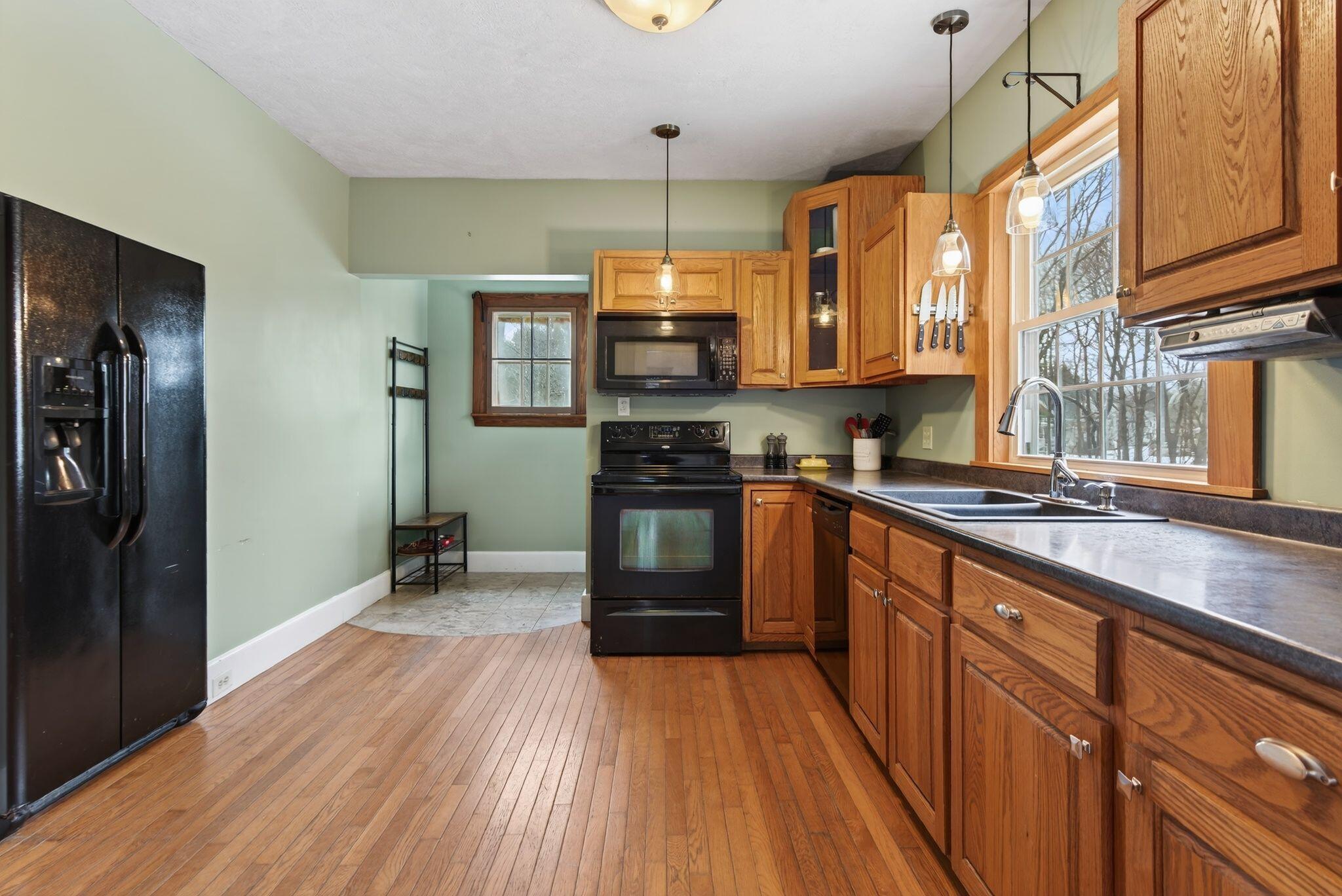 106 North Street Saco, ME 04072 - Photo 14 of 39 42_DSC04187