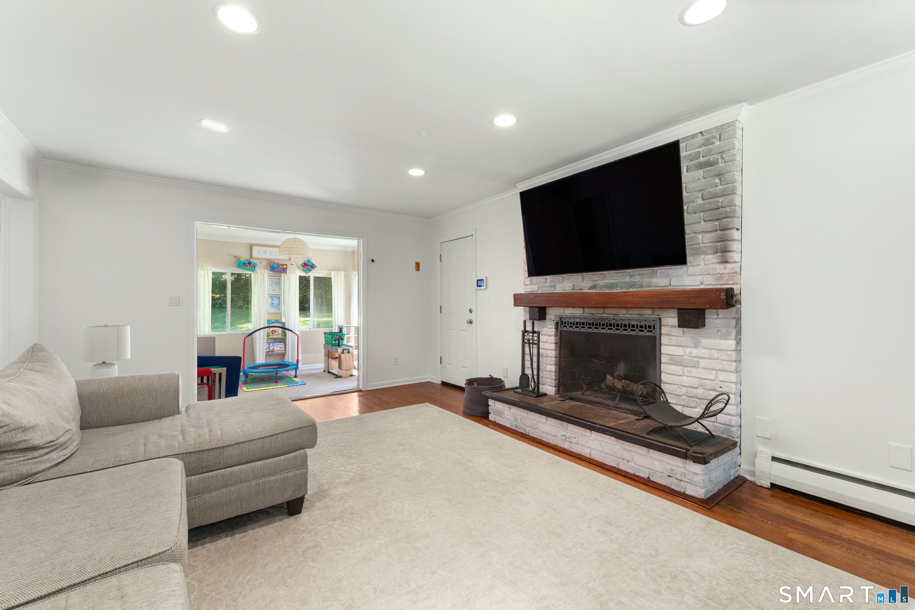 117 Mill Road Stamford, CT 06903 - Photo 8 of 39
