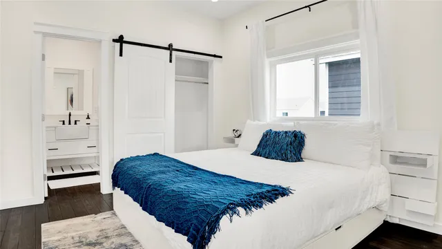 $428,489 | 1069 Sunset Circle, Crystal Beach, TX 77650