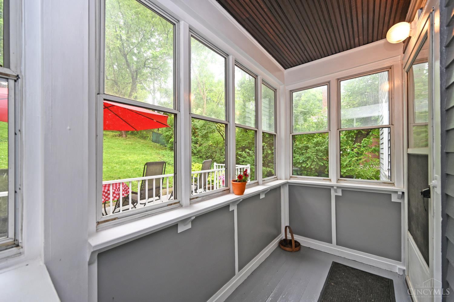 637 Riddle Road Cincinnati, OH 45220 - Photo 36 of 43 Gallery Image 36