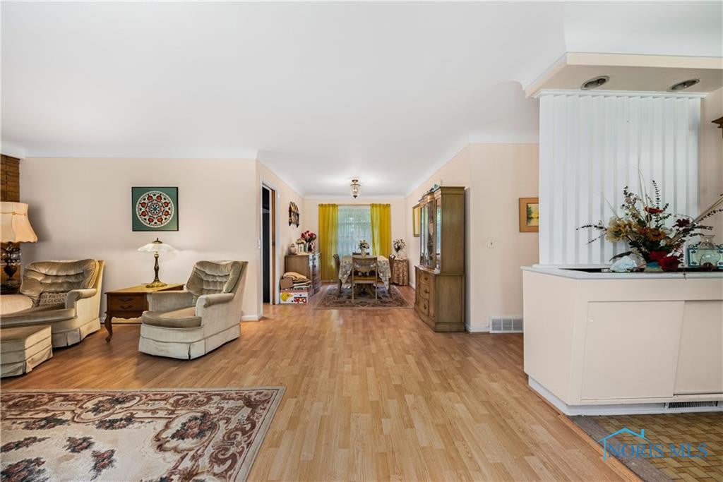 5256 Rowland Road Toledo, OH 43613 - Photo 8 of 31 Gallery Image 8