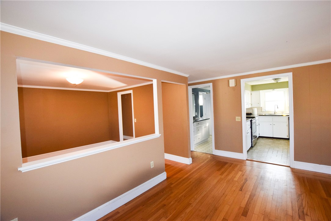 135 Reservoir Road Middletown, RI 02842 - Photo 12 of 26