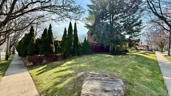 $2,399,000 | 28-07 157th Street | Flushing