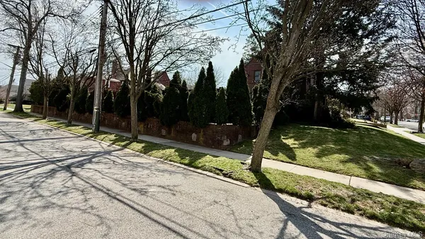 $2,399,000 | 28-07 157th Street | Flushing