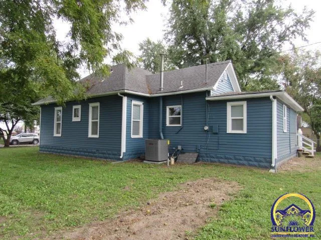 $144,900 | 1303 Northeast Kellam Avenue, Topeka, KS 66616