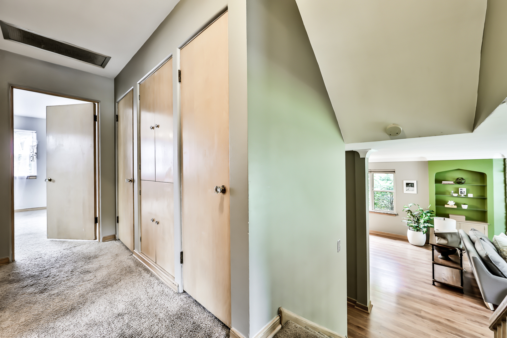 375 Longcommon Road Riverside, IL 60546 - Photo 15 of 38