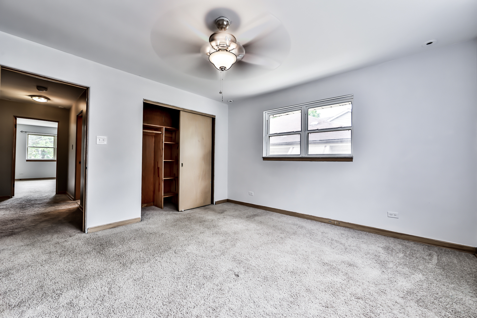 375 Longcommon Road Riverside, IL 60546 - Photo 18 of 38