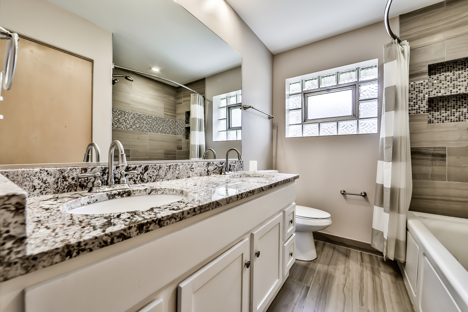 375 Longcommon Road Riverside, IL 60546 - Photo 22 of 38