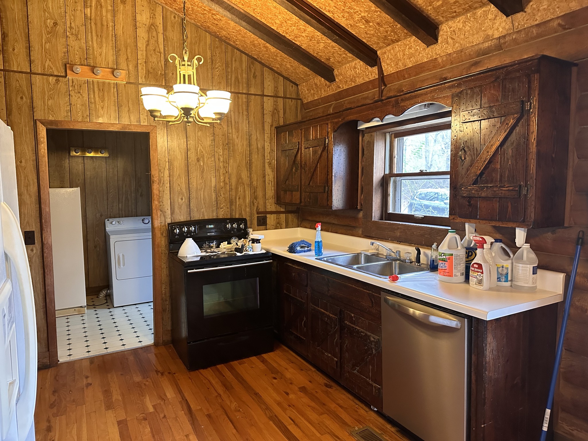 196 Ryans Path Morrison, TN 37357 - Photo 15 of 26 a kitchen with a sink appliances and cabinets