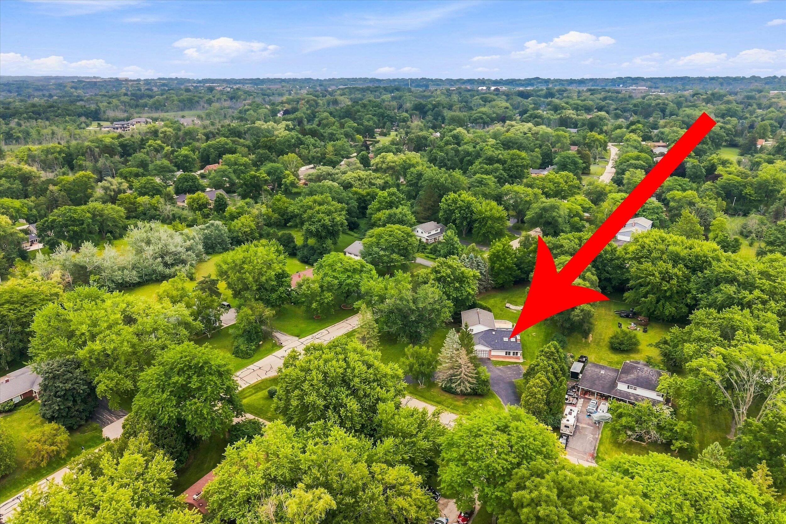 2517 West Chestnut Road Mequon, WI 53092 - Photo 53 of 59 56-Aerial