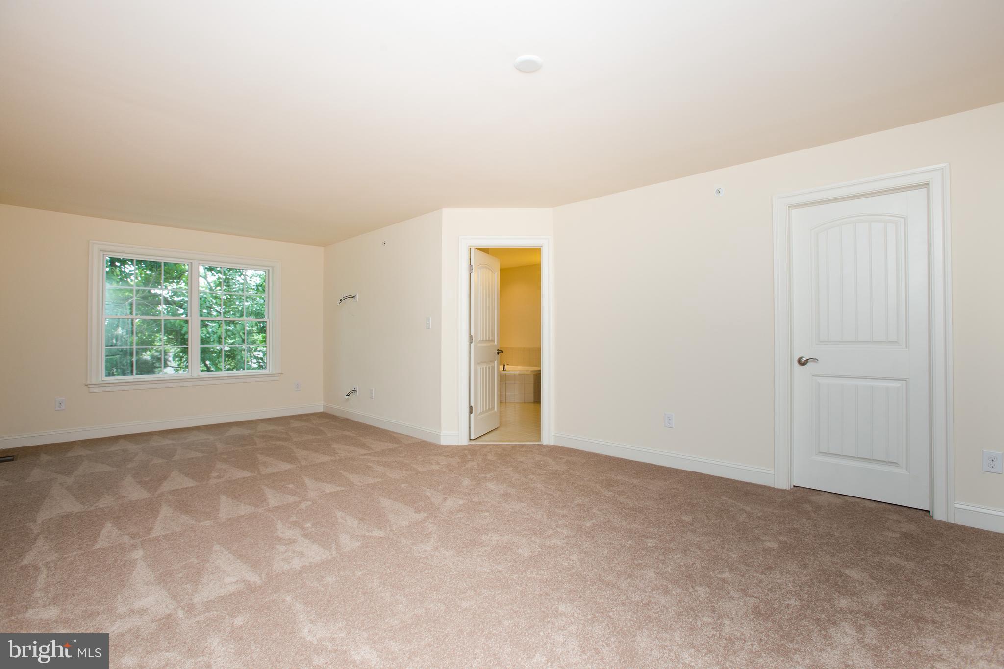 18 Parkview Cir. Wayne, PA 19087 - Photo 12 of 33 Primary Suite