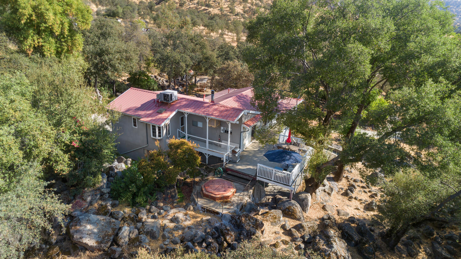 43157 Redstone Lane Three Rivers, CA 93271 - Photo 2 of 61 43157 Redstone Ln Three Rivers-large-063