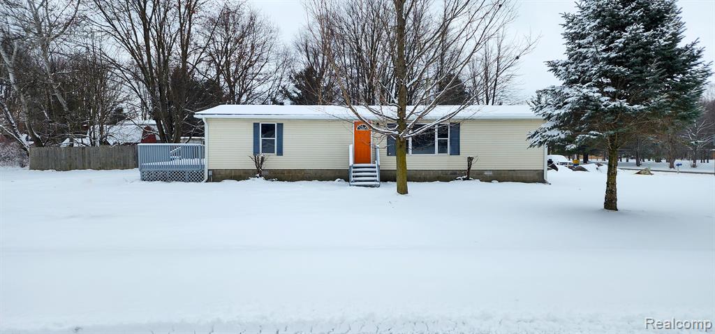 5973 Hasco Road Vassar, MI 48768 - Photo 2 of 20