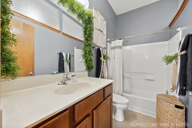 $255,000 | 1696 Simms Street, Aurora, IL 60504