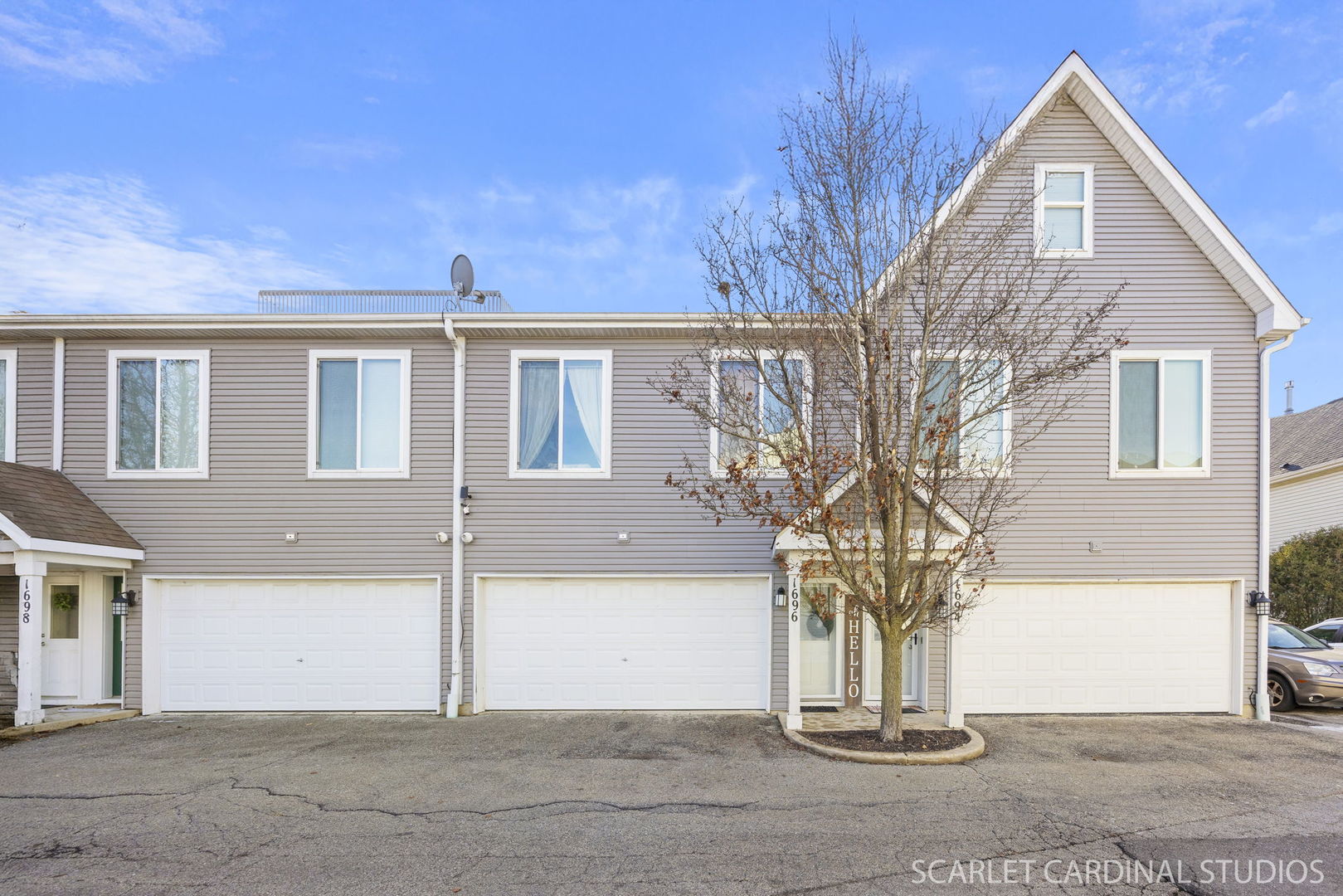 1696 Simms Street Aurora, IL 60504 - Photo 2 of 20