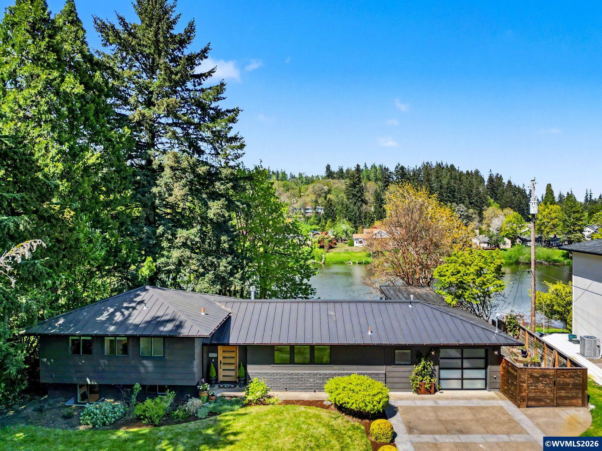 1017 Northwest Jones Avenue Albany, OR 97321 - Photo 1 of 50