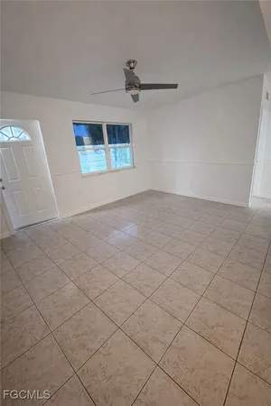 $2,300 | 3504 Lantana Street, Fort Myers, FL 33916