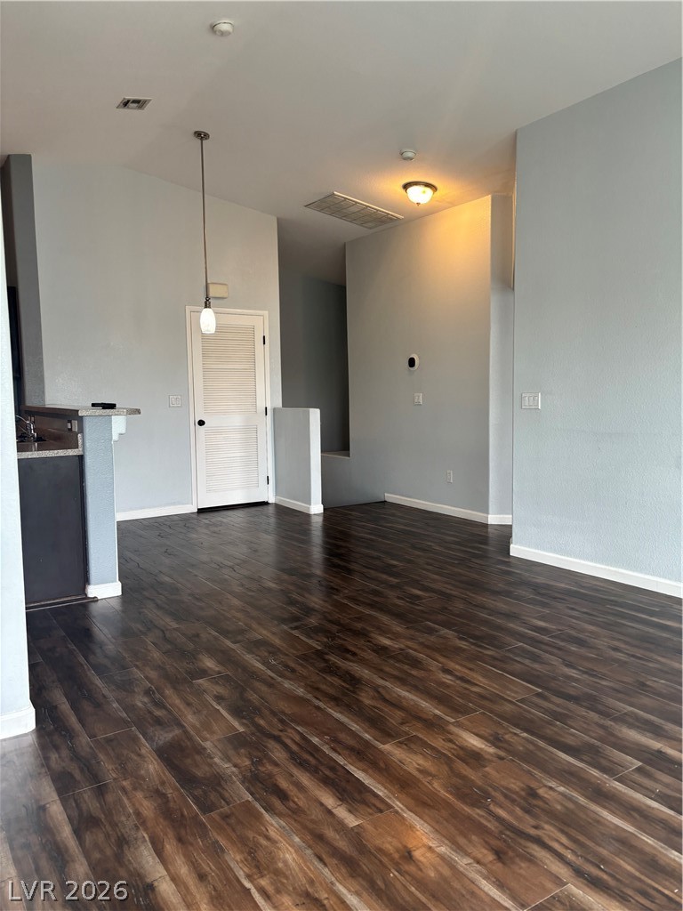 8840 Roping Rodeo Avenue, Unit 101 Las Vegas, NV 89178 - Photo 2 of 19