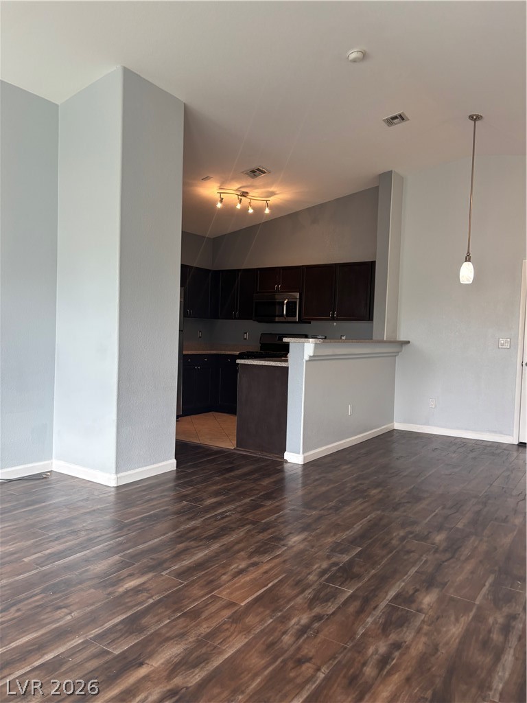 8840 Roping Rodeo Avenue, Unit 101 Las Vegas, NV 89178 - Photo 6 of 19