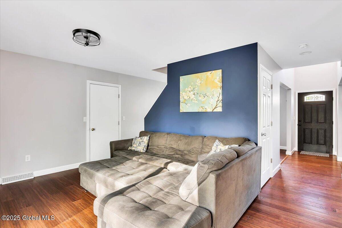 13 Willowbrook Terrace Halfmoon, NY 12065 - Photo 11 of 39 14-P1396819