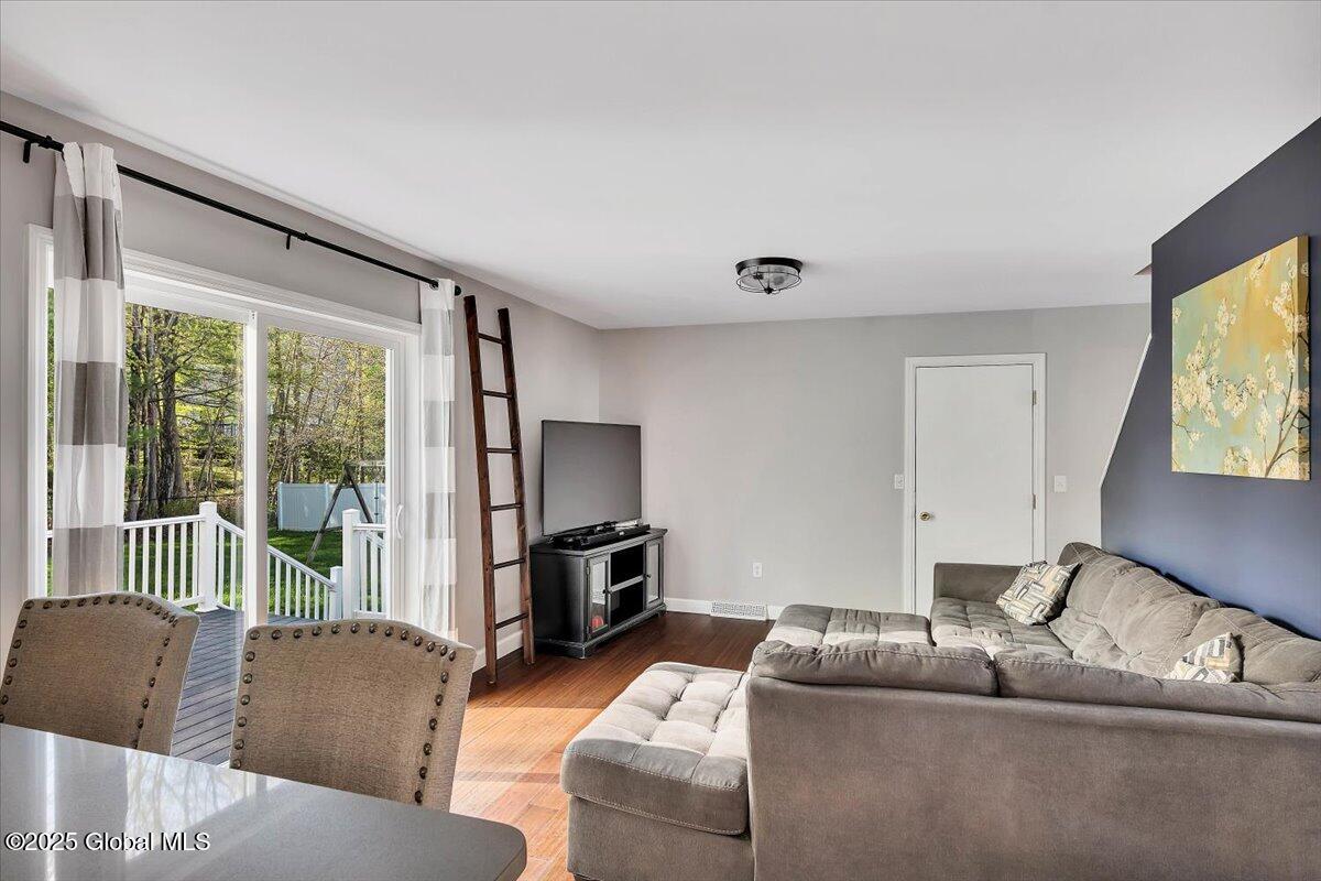 13 Willowbrook Terrace Halfmoon, NY 12065 - Photo 12 of 39 15-P1396813