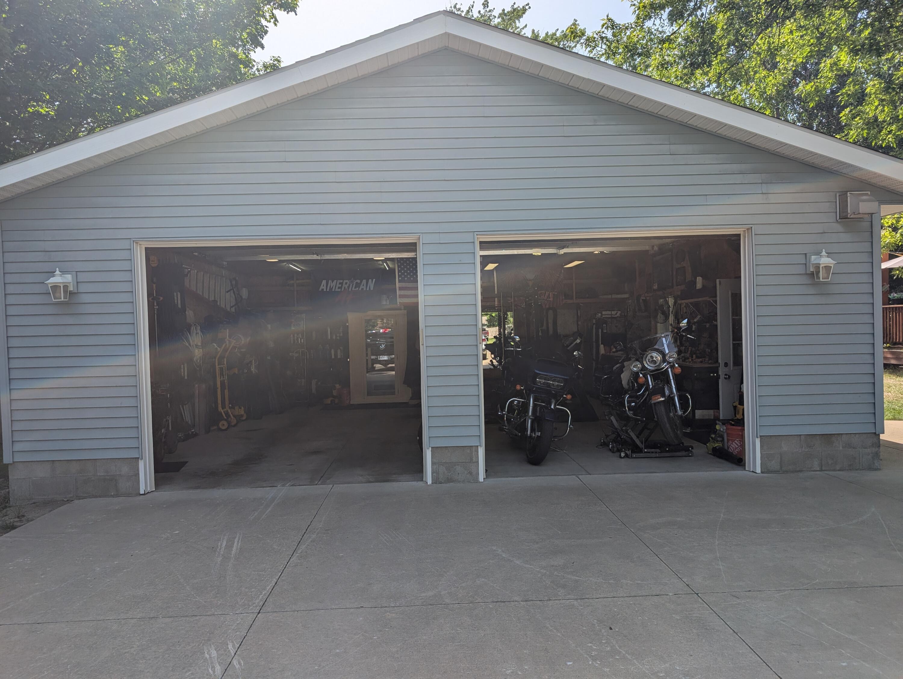 271 Randall Road Muskegon, MI 49441 - Photo 6 of 48 Randall - Garage open