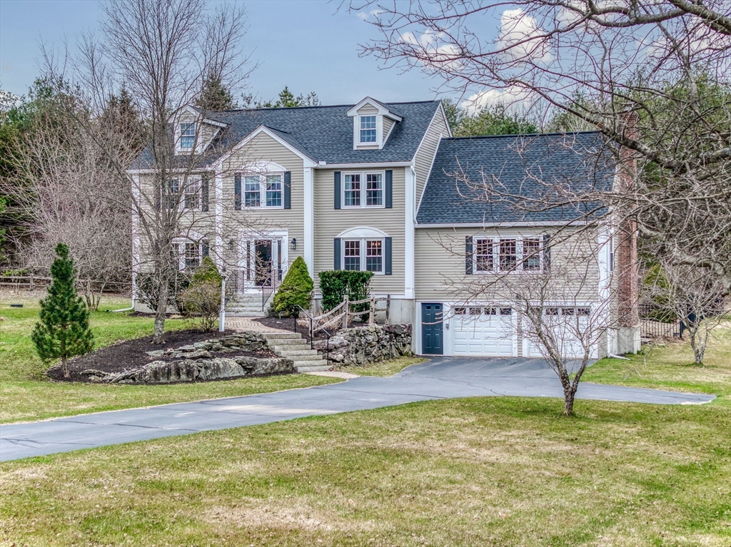 71 Houghton's Mill Road Lunenburg, MA 01462 - Photo 1 of 39