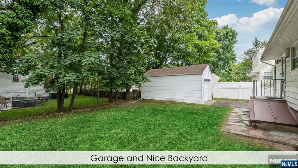 464 Dorchester Road Ridgewood, NJ 07450 - Photo 21 of 23 Gallery Image 21