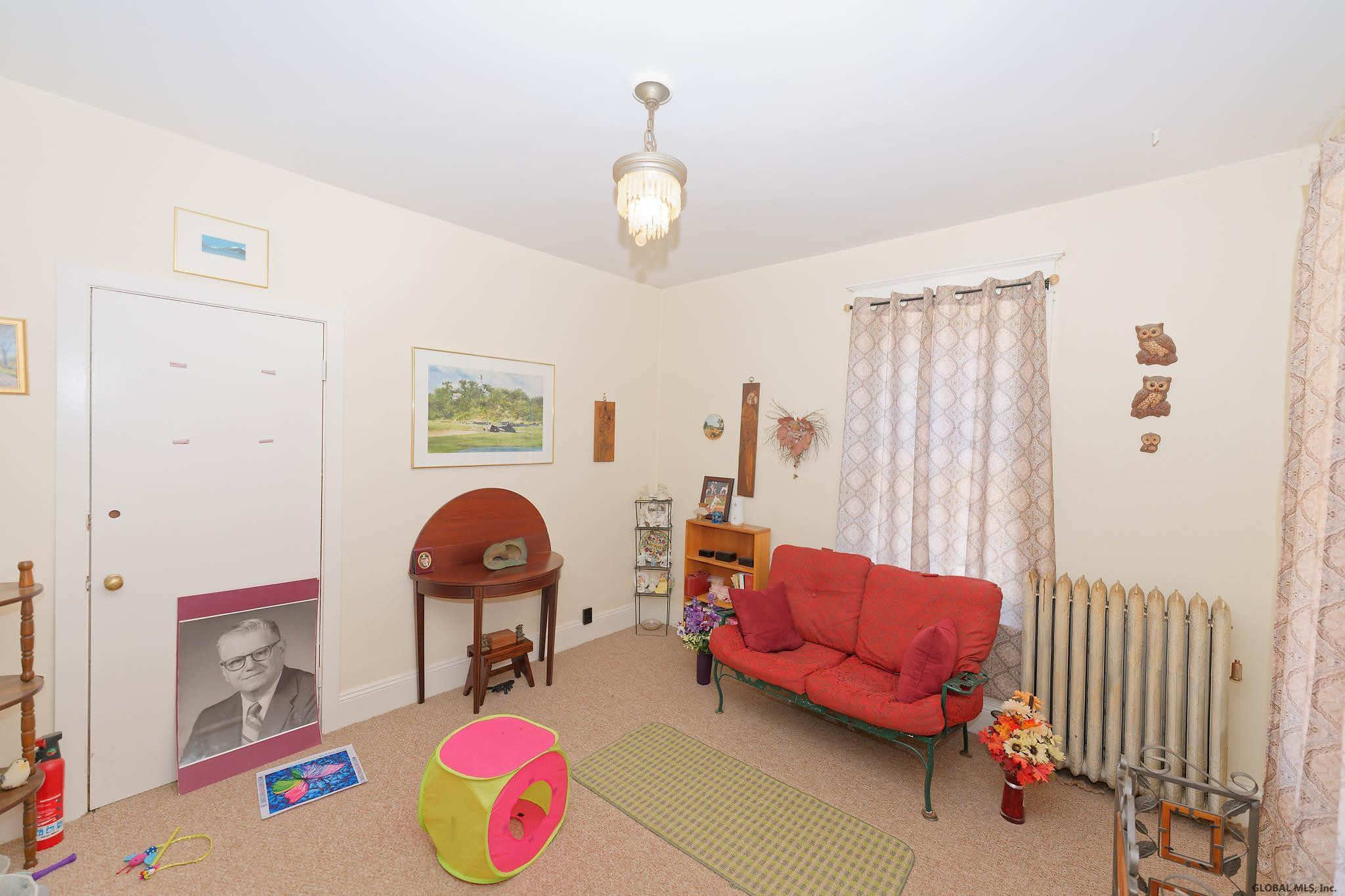 705 Bedford Road Schenectady, NY 12308 - Photo 11 of 44 Photo 11