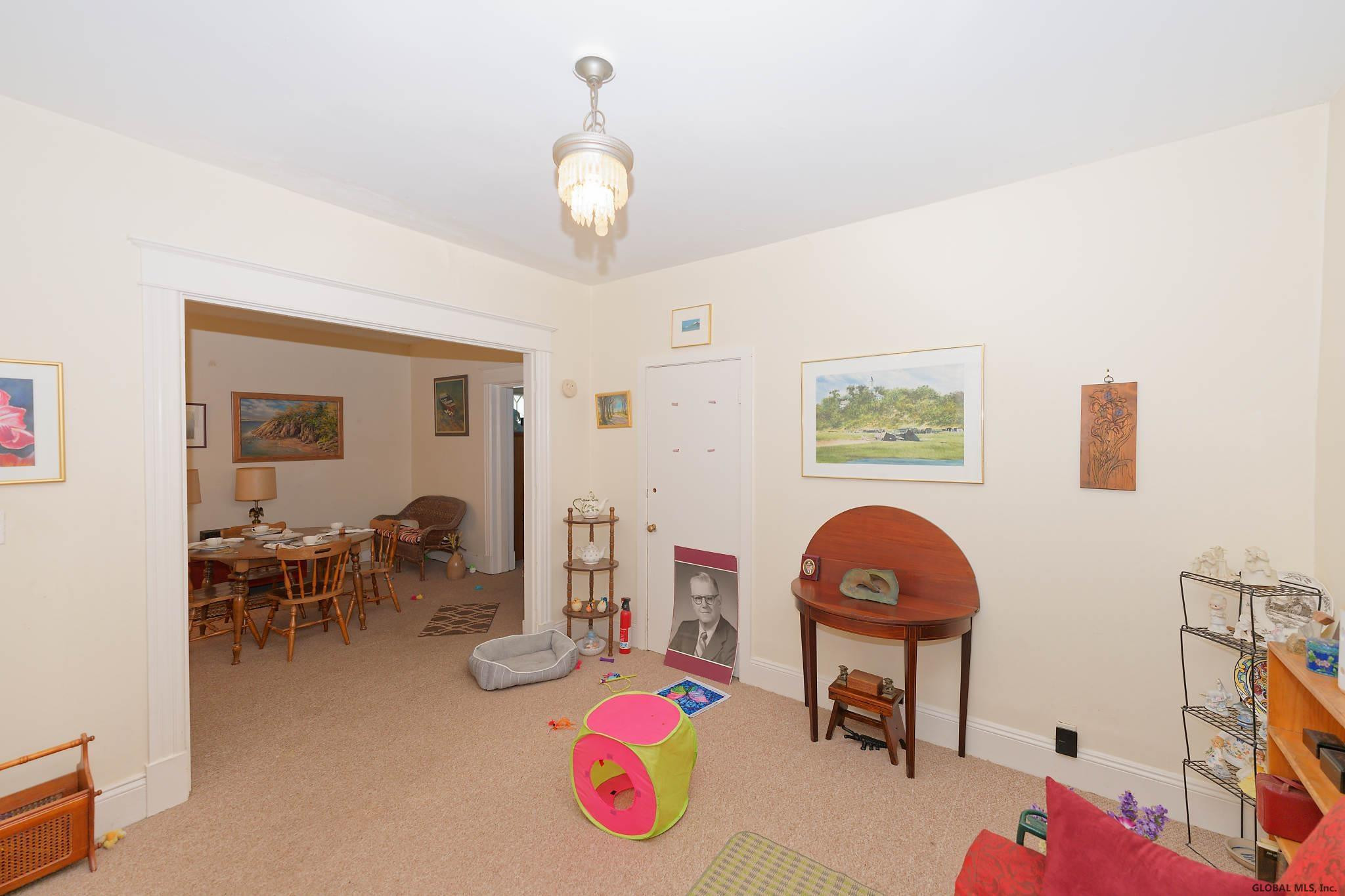 705 Bedford Road Schenectady, NY 12308 - Photo 10 of 44 Photo 10