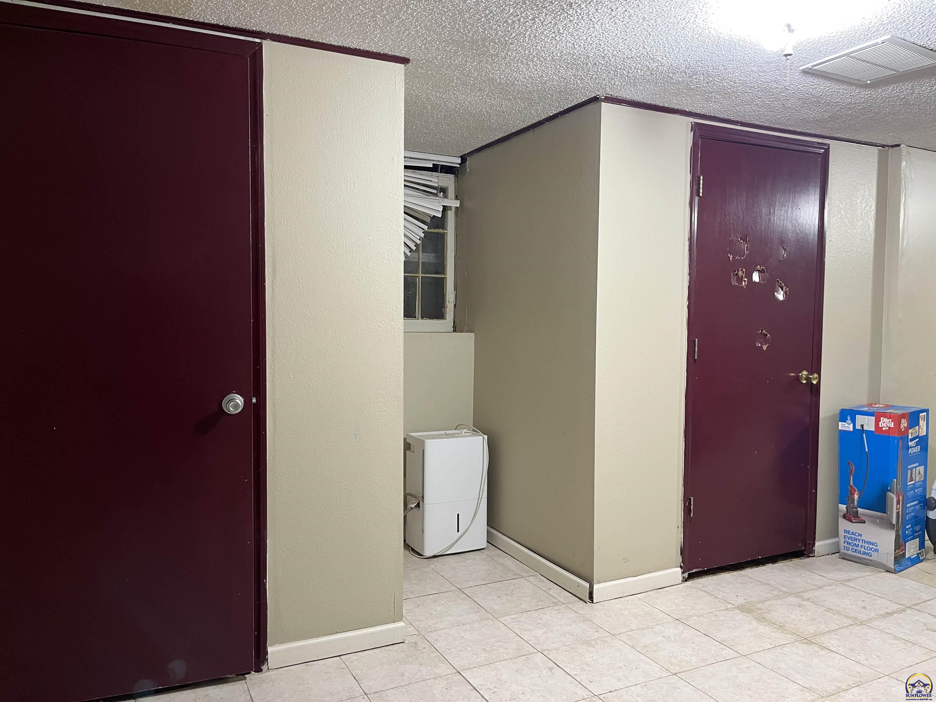 624 Southwest Grandview Avenue Topeka, KS 66606 - Photo 33 of 36