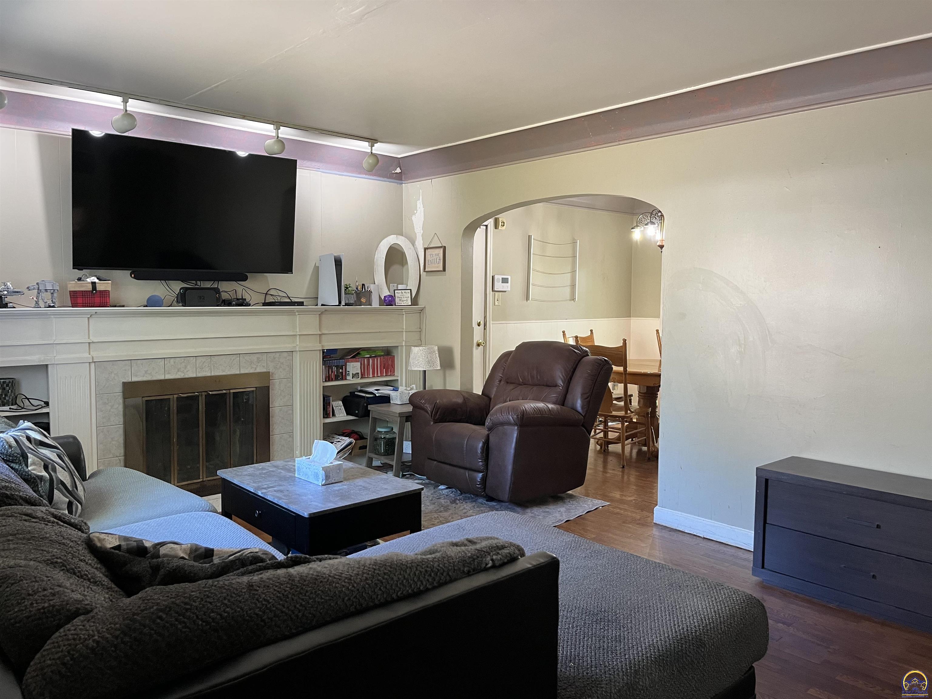 624 Southwest Grandview Avenue Topeka, KS 66606 - Photo 10 of 36