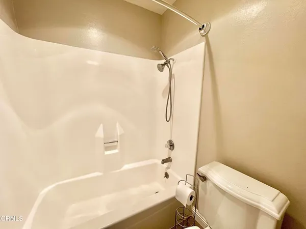 $3,300 | 1271 Prairie Dog Circle, Ventura, CA 93003