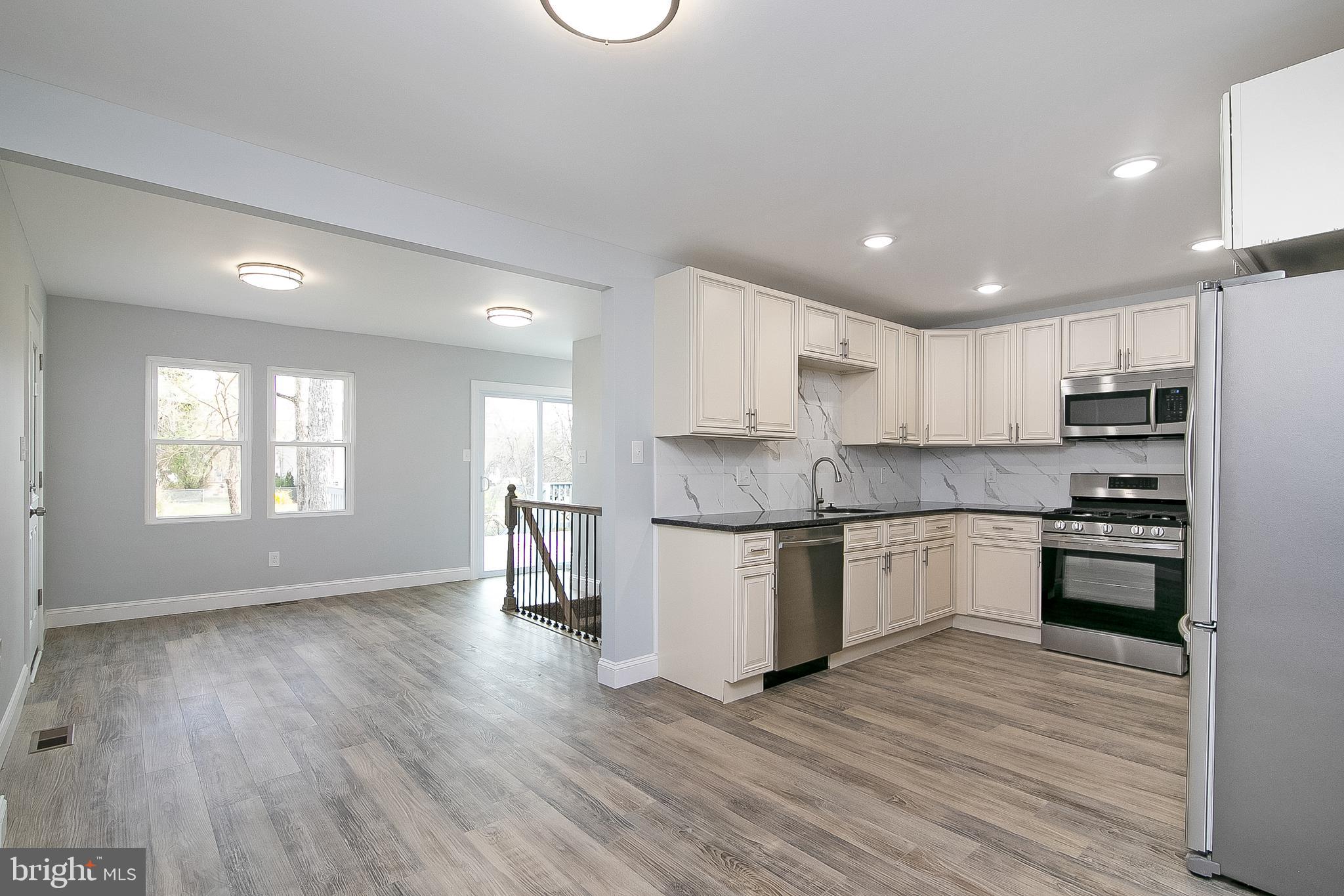 42 Colgate Road Atco, NJ 08004 - Photo 5 of 23