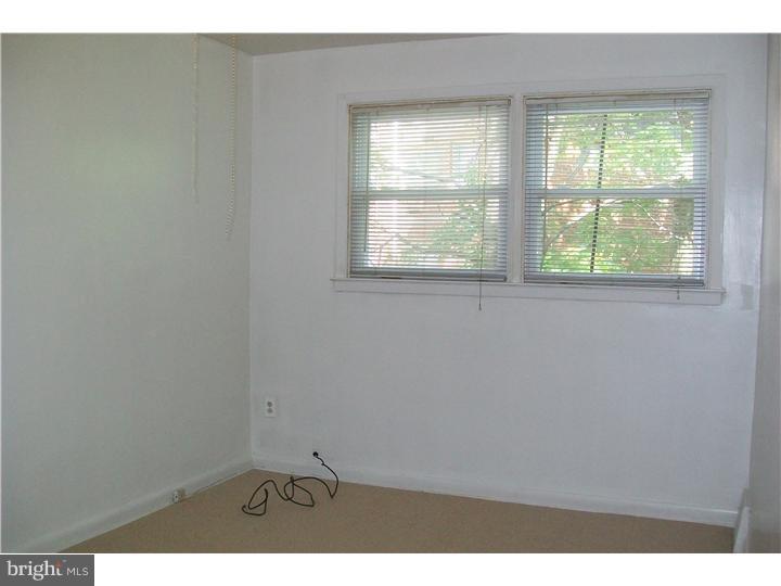 2704 East Country Club Road Philadelphia, PA 19131 - Photo 3 of 9 Gallery Image 3