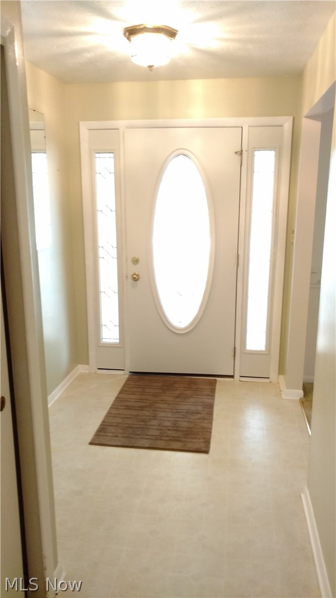 13675 Newton Road Cleveland, OH 44130 - Photo 3 of 27 Gallery Image 3