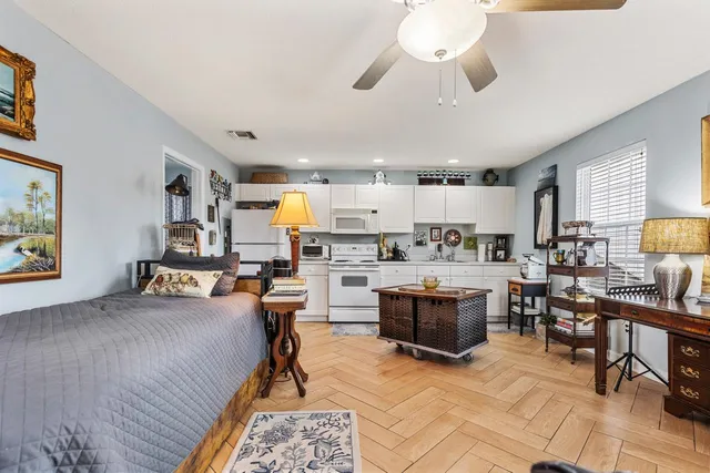 $525,000 | 2123 Fernleigh Drive, Tallahassee, FL 32311