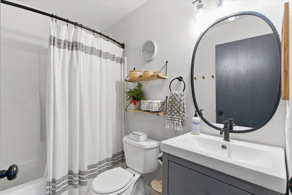 127 Thomson Lane Oregon, WI 53575 - Photo 17 of 41