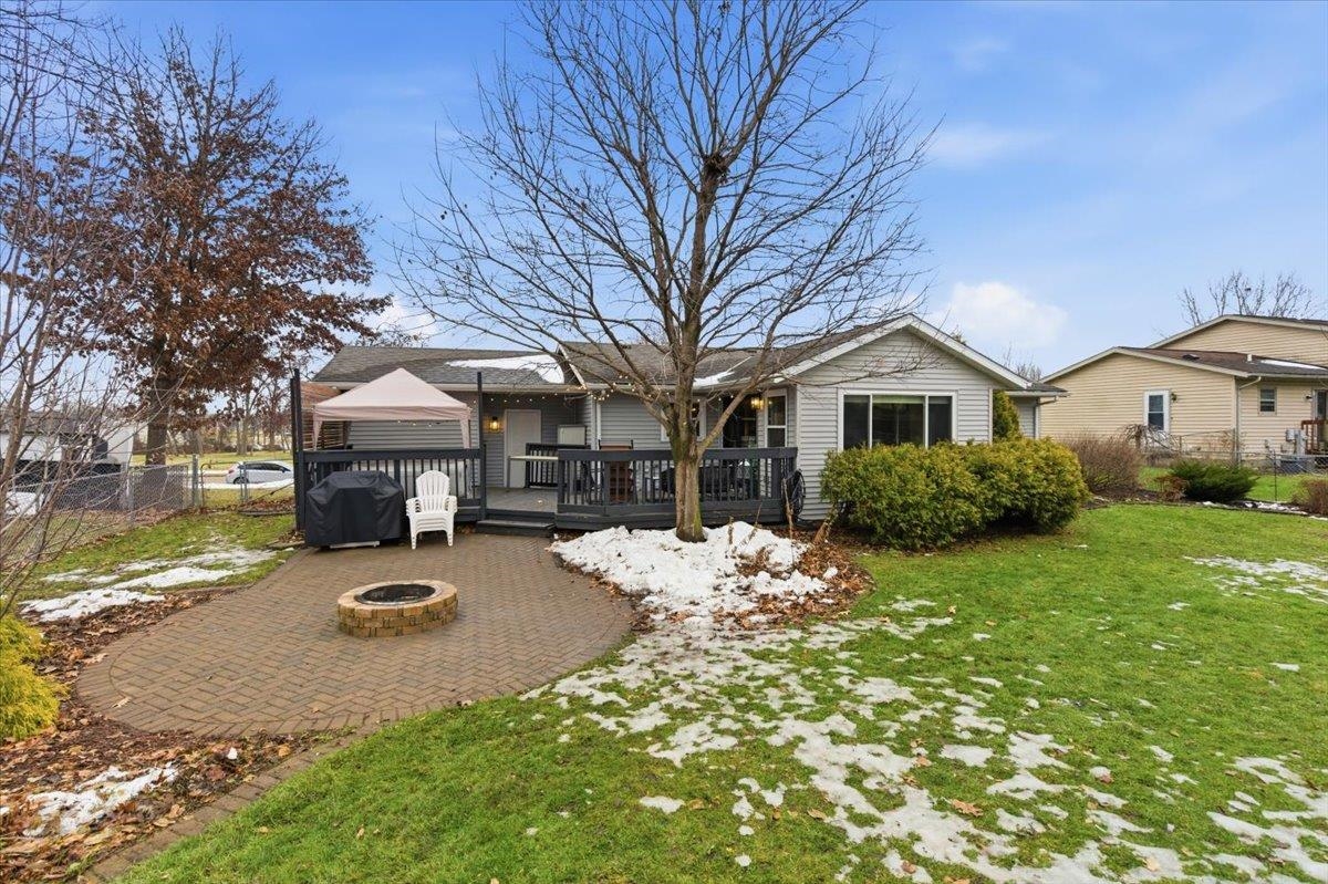 127 Thomson Lane Oregon, WI 53575 - Photo 34 of 41