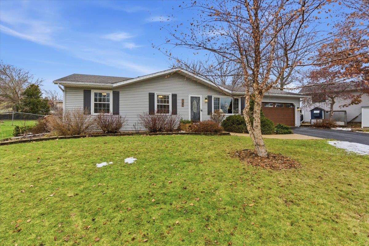 127 Thomson Lane Oregon, WI 53575 - Photo 40 of 41