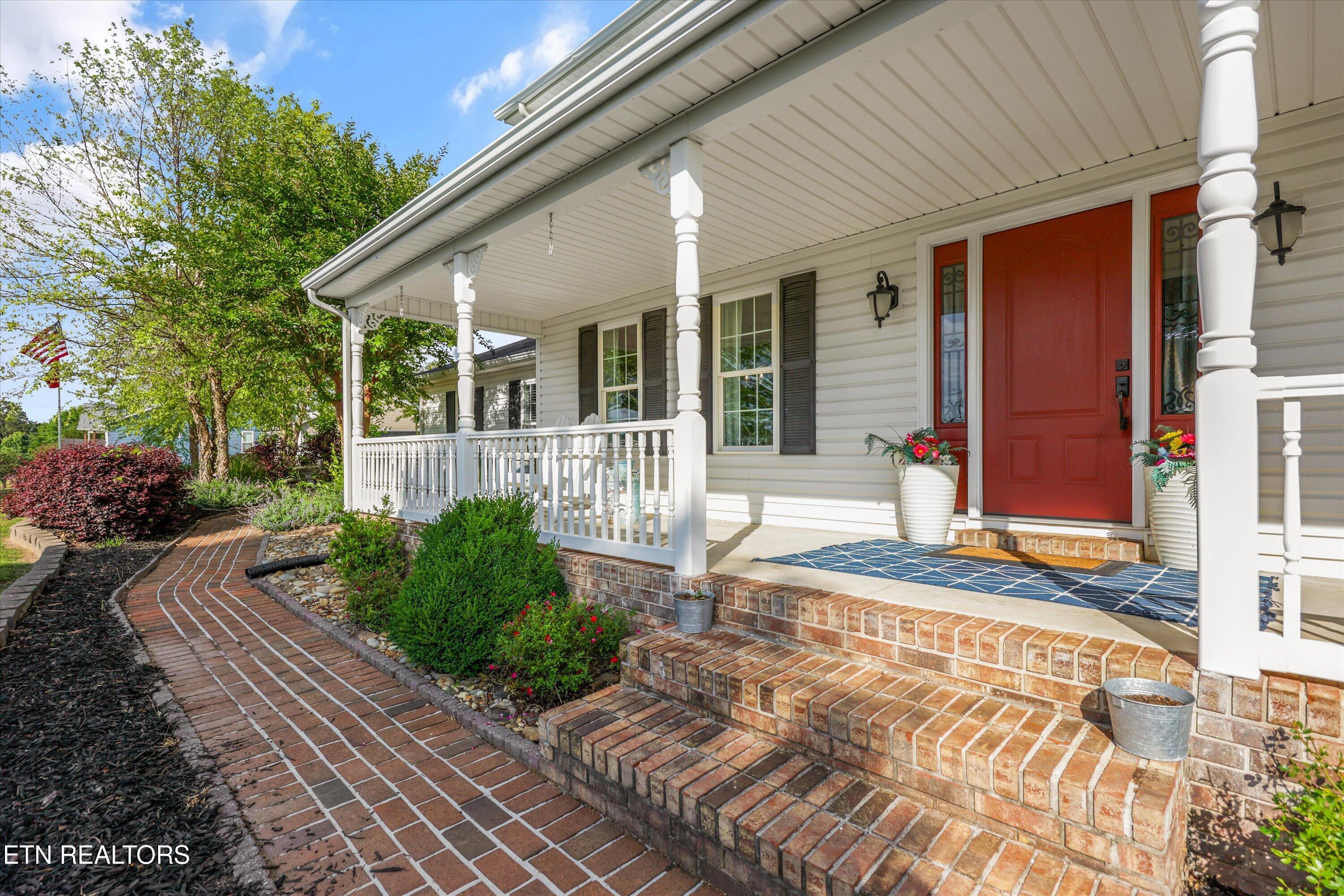 1167 Sable Road Spring City, TN 37381 - Photo 6 of 48 Front Exterior